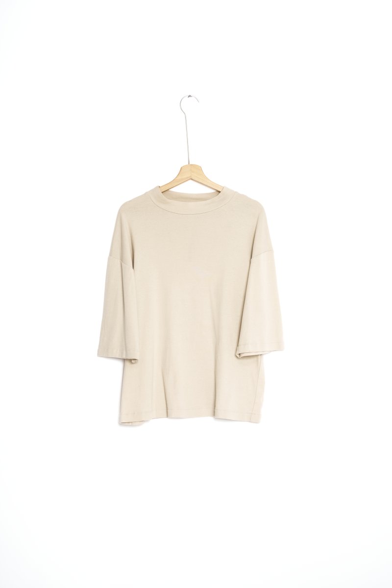 Above elbow T-shirt 02