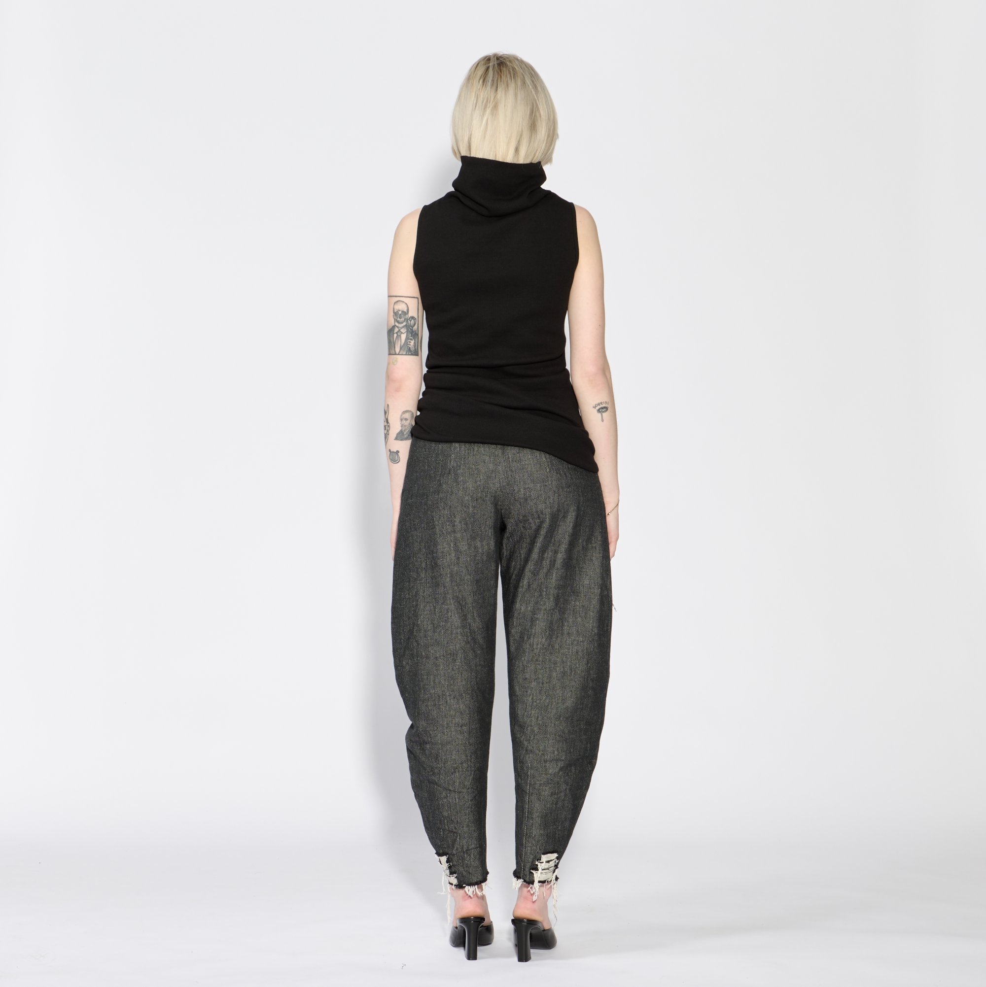 【YOURNUS】Trigger Cat Balloon Wide Denim balloon shaped denim trausers / hyōgo denim / ripped | EIRI